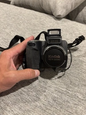 Kodak DX6490 Digital Camera EasyShare w/ Battery Untested,64MB SD CARD - Image 1 of 4