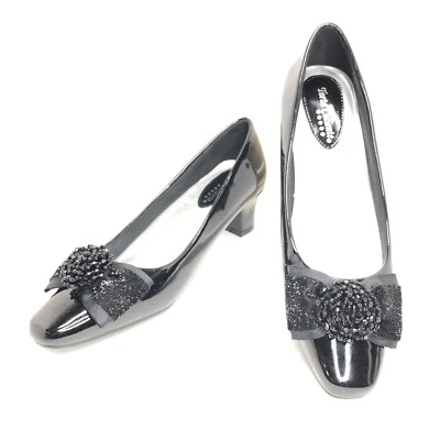 Torta Caliente Pumps Size 9 Black Patent with Bead Flower Bow - Image 1 of 4