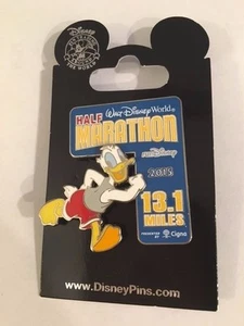 Walt Disney World Half MARATHON 2015 Donald Duck 13.1 MILES - Picture 1 of 1