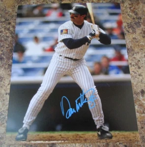 Don Mattingly New York Yankees Signed 8x10 MATTE Photo - Picture 1 of 2