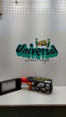 Pontiac Bonneville 2001 caja de fusibles  Foto 1 de 4