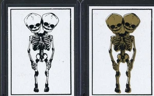 2013 Toy Tokyo Spooky Skeleton /300 Set - Picture 1 of 2