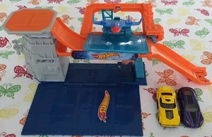 Hot Wheels Sky Base Blast Set - Bild 1 von 3