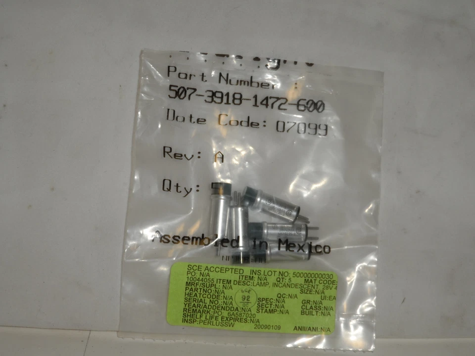 DIALIGHT 5073918 NEW IN BOX - Image 1 of 1