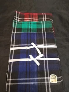 12 Mens Handkerchiefs Hankies Hankerchief Cloths Blend 13" by 14" Docena 640 - Picture 1 of 3