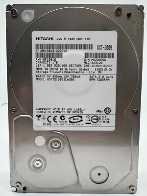 Hitachi HDT721010SLA360 1TB interne Festplatte 7200RPM SATA 3 - 1 TB - Bild 1 von 4