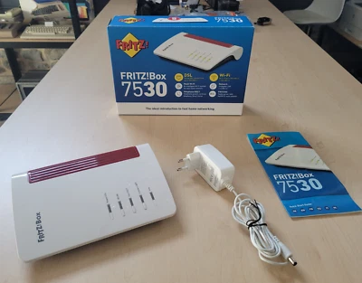 Modem fibra Router FRITZ!Box 7530 Gigabit Ethernet Dual Band (2.4/5 GHz) - Immagine 1 di 4