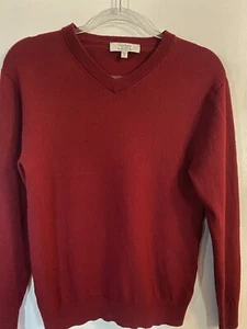 Men's Size Small Turnbury Extra Fine Merino Wool V-Neck Sweater - Picture 1 of 3