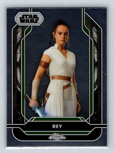 Tarjeta base Costco cromada Topps de Star Wars 2024 #112 Rey - Imagen 1 de 2