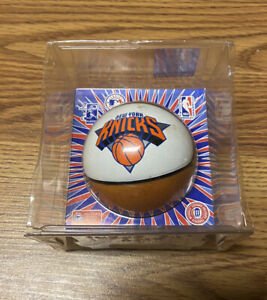 Vintage New York Knicks Christmas Ornament New In Box Topperscot Orange Glass