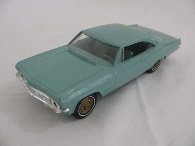 AMT 1/25 Scale Blue 1965 Chevrolet Impala SS Hardtop Dealer Promo Model Car Read - Image 1 of 4