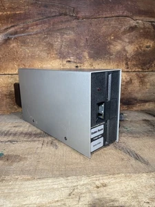 VINTAGE RADIO SHACK TRS80 SILBERFARBEN COMPUTER MINIDISK UNGETESTET - Bild 1 von 19