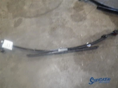 Chevrolet Silverado 1500 Pickup 2014-2018 muelle trasero 3 hojas 23144505 2107 Foto 1 de 4