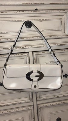 RARO! Cartera vintage Y2K Guess blanca G Foto 1 de 4