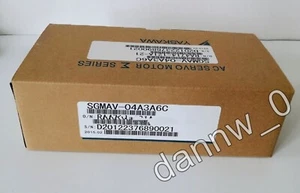1PC New Yaskawa SGMAV-04A3A6C SERVO MOTOR - Picture 1 of 2