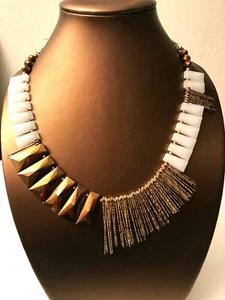 REDUCED! Stunning, Chic Anthropologie White Lucite, metal Bib Necklace NWOT - Picture 1 of 5