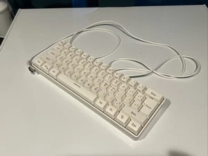 61-Key RGB streamer Gaming Keyboard Model V700 Used - Picture 1 of 6