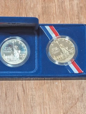 two 1986 us liberty 90 percent silver dollars - Image 1 of 2