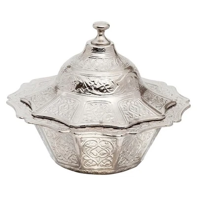 Plato para servir caramelo chocolate azúcar latón recubierto hecho a mano con tapa, sal... Foto 1 de 4