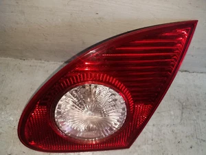 Luz tapa maletero trasero derecho Toyota Corolla 2003-2008 (M168) - Imagen 1 de 2