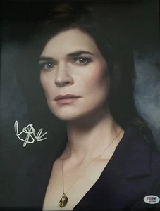 BREAKING BAD BETSY BRANDT AUTOGRAPHED 11" x 14" PHOTOGRAPH PSA DNA Q77996 - Picture 1 of 1