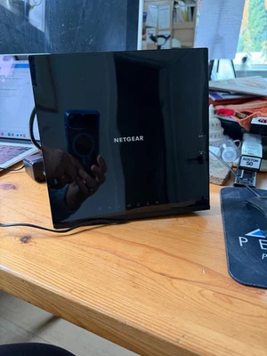 Netgear AC1600 Wifi Cable Modem Router Model: C6250 - used in great condition - Image 1 of 2