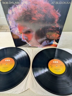 BOB DYLAN At Budokan 1979 2x Vinyl LP CBS 96004 GF booklet PROCLEANED TESTED VG+ - Image 1 of 4
