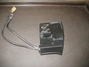 1986 XVZ13 TRAVEL TRUNK RADIO REMOTE CONTROL BASE YAMAHA XVZ 1300 VENTURE ROYALE - Picture 1 of 6