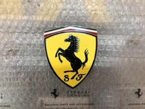 FERRARI FF, ESCUDO, emblema, logotipo, insignia P/N 83628100 - Imagen 1 de 3