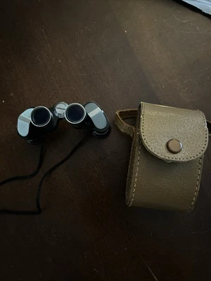 Vintage Swift Model 709 6x, 15 Sport Compact/Miniature Binoculars - Image 1 of 4