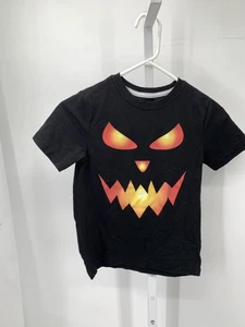 SHORT SLV SHIRT JACK-O-LANTERN. - Picture 1 of 2