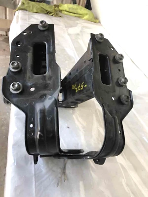 Mercedes Benz C230 2002-2005 parachoques delantero refuerzo lado del conductor izquierdo 2,3 L Foto 1 de 4