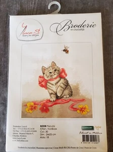 Neu in Verpackung Luca-S gezähltes Kreuzstich-Set "Kätzchen" mit rotem Band, Blumen & Biene #B2228 - Bild 1 von 5