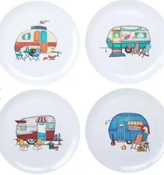 Set of 4 Melamine Happy Camper Scalloped Edge Plates BBQ Picnic Dishwasher Safe