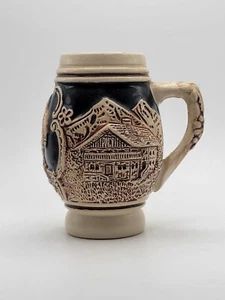 Tazza vintage in gres Stein cottage 3D incisione 1 manico 4"H '500 Origin' - Foto 1 di 7