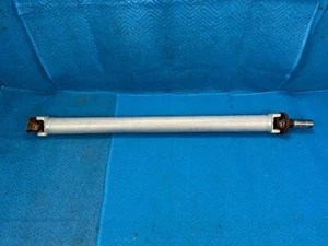 RAM 2500 4WD 6.7L Diesel Rear Drive Shaft 2014-2018 OEM - Picture 1 of 7