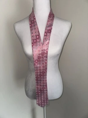 Corbata 100 % poliéster SEAN JOHN para hombre ~ rosa ~ patrón geométrico Foto 1 de 3