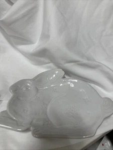 Plato Pottery Barn White Bunny usado (2) - Imagen 1 de 5