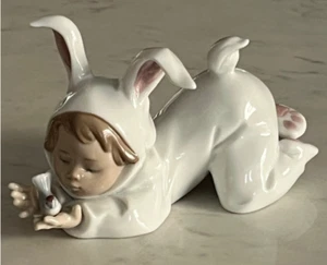 NAO Lladro 1414 "My Little Bunny Baby" Child in Bunny Costume PJ's- MWOB, RV$129 - Picture 1 of 20
