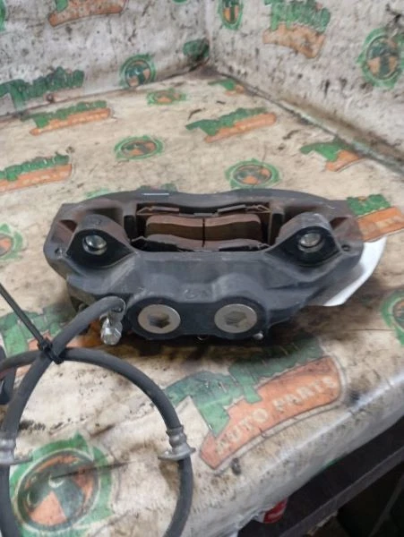 Driver Caliper Front Without Sport Package RWD Fits 07-17 LEXUS LS460 3583637 - Image 1 of 4