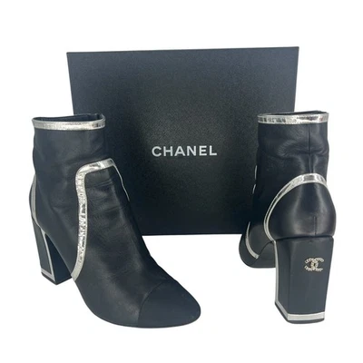 Botines Chanel Interlocking CC de cuero negro y grosgrain EU 39 Foto 1 de 4