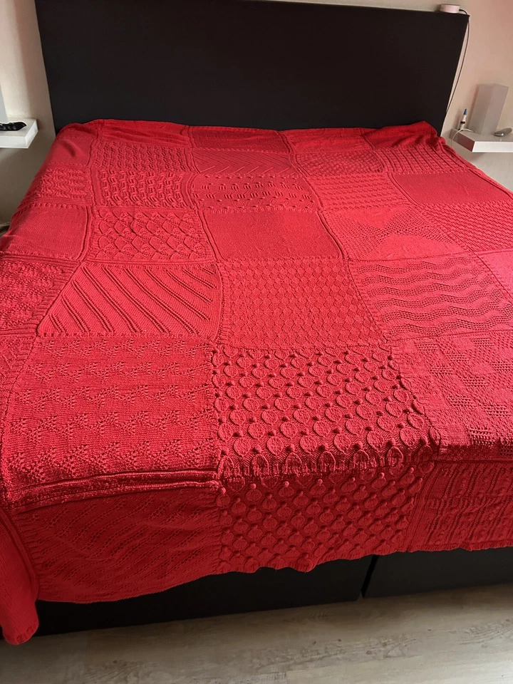 Tagesdecke Handmade in Rot 220 x 240cm echtes Unikat  - Bild 1 von 4