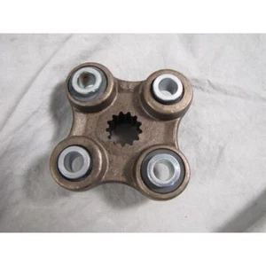 Coupling D140524 Fits Case IH 1845C 40XT 480D 480LL 580D 580SE 60XT 70XT 75XT - Picture 1 of 12