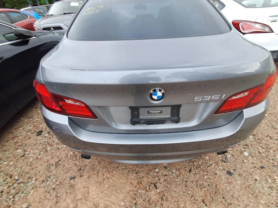 (LOCAL PICKUP ONLY) Trunk/Hatch/Tailgate Without Spoiler Fits 11-13 BMW 528i 251 Foto 1 de 1