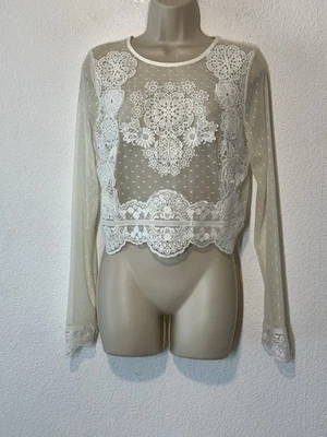 Camisa Top Y2KIvory Malla Transparente Encaje Ganchillo Talla M Boho Hada Coqueta Festoneada Foto 1 de 4
