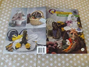 Annie's Ático Rápido y Fácil con un Gancho Q Cestas de Regalo Crochet Patrón Libro 736T - Imagen 1 de 3