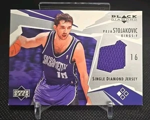 2003-04 Maglietta diamante nero ponte superiore singola Peja Stojakovic #BD-PS - Foto 1 di 2