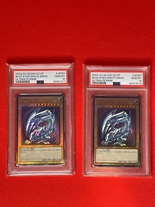 ×2 YuGiOh PSA 10 QCCP-JP001 Ultimate Rare Blue-Eyes White Dragon Japanese - Bild 1 von 2