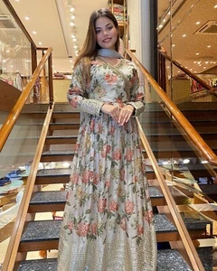 White Floral anarkali Gown Indian Wedding Dress Long Gown salwar kameez 3 pc set - Picture 1 of 7
