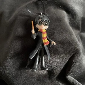 Harry Potter Christmas Ornament With Wand - Picture 1 of 2